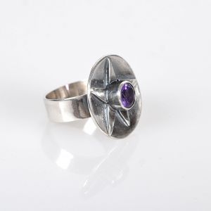 Gwiazdka z Ametystem, pierścionek